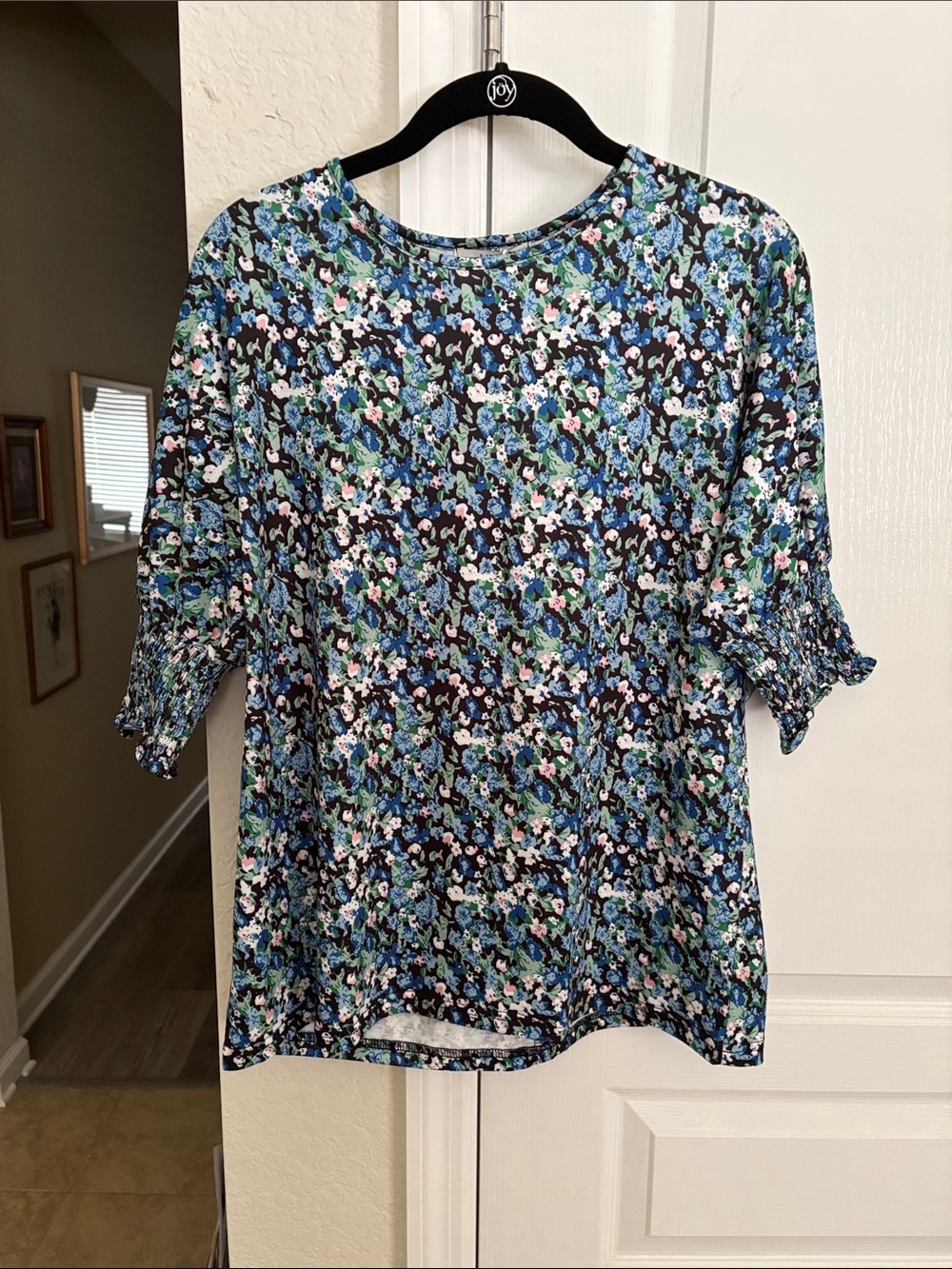 NWT - UVN 3/4 LENGTH SLEEVE PATTERNED BLOUSE